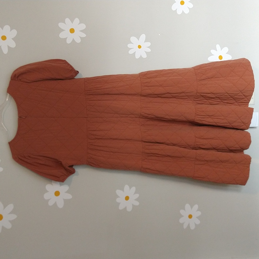 Madewell Quilted Aidy Square-Neck Puffed Sleeve Tiered Midi Dress Warm Umber - Picture 4 of 16